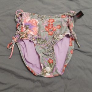 New high waisted bikini bottom